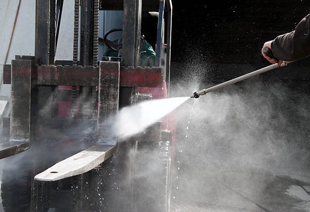 Best Garage Pressure Washing  in Nipomo, CA